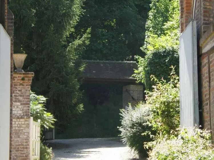 ホテル Hôtel La Licorne & Spa