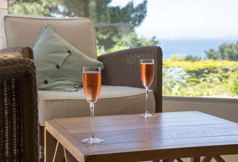 ホテル Hôtel Les Costans, The Originals Relais