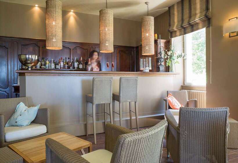 ホテル Hôtel Les Costans, The Originals Relais