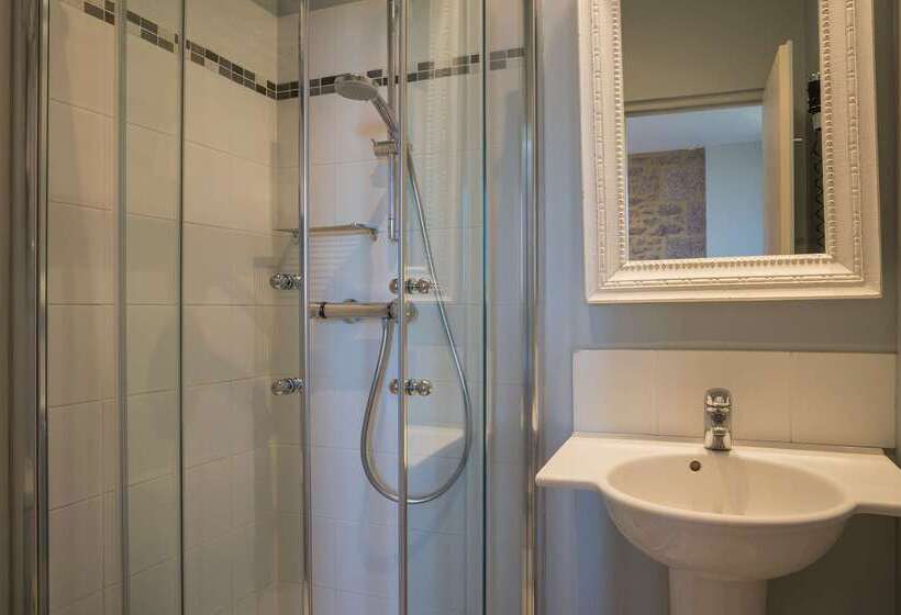 ホテル Hôtel Les Costans, The Originals Relais