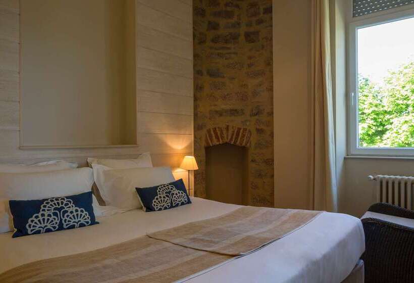 ホテル Hôtel Les Costans, The Originals Relais