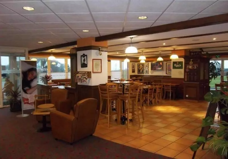 호텔 Ibis Albert Pays De Somme