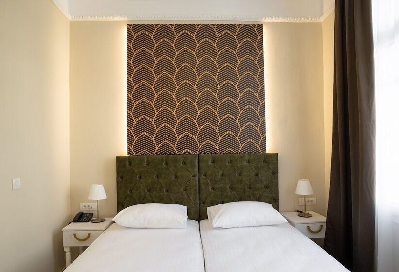 هتل Modern Luxury