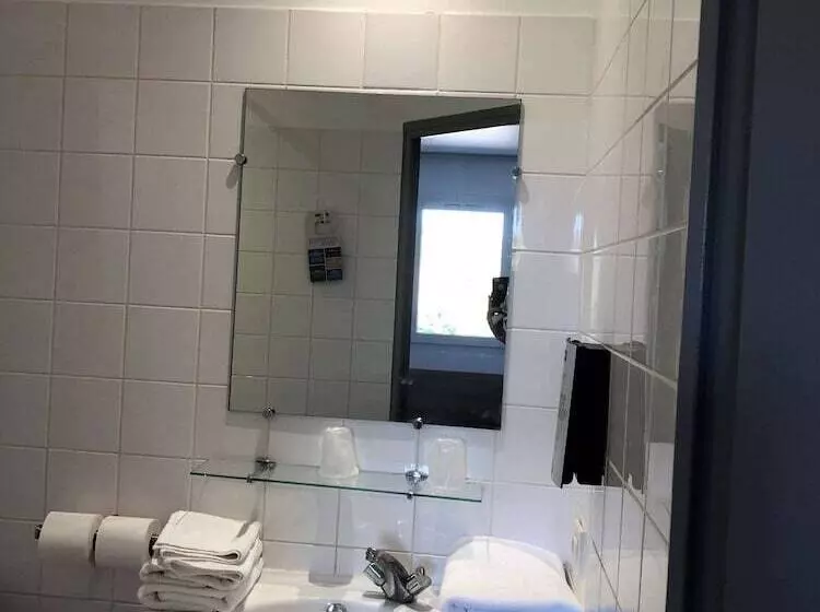 酒店 Kyriad Auxerre Appoigny