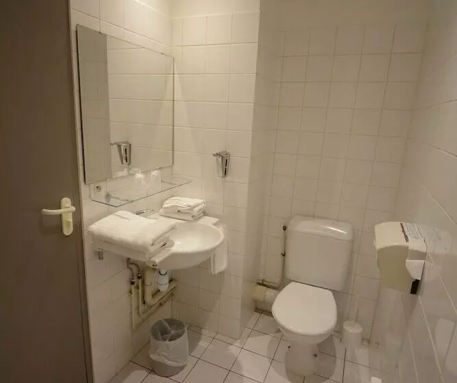 酒店 Kyriad Auxerre Appoigny