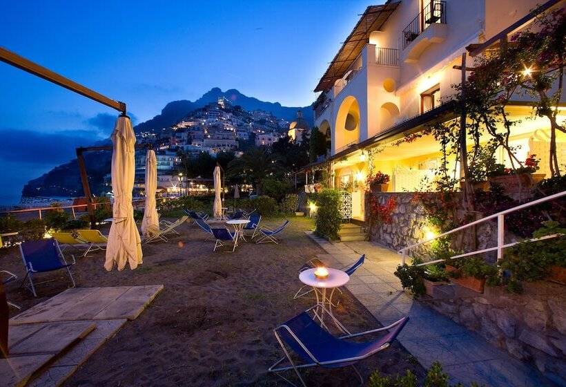 Szálloda La Caravella Di Positano Relais & Beach