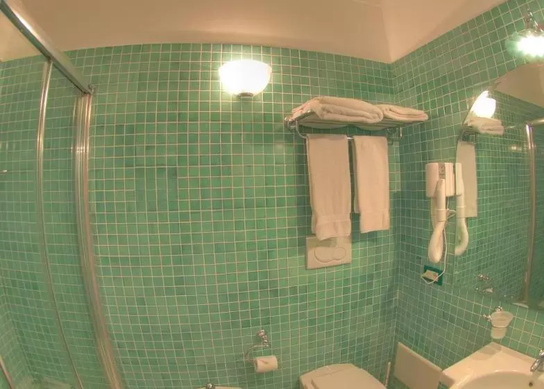 Hotel La Caravella Di Positano   Relais & Beach