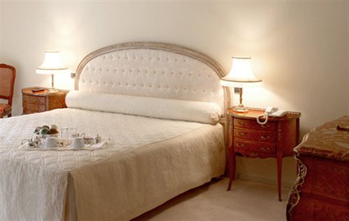 فندق La Folie Du Bois Des Fontaines