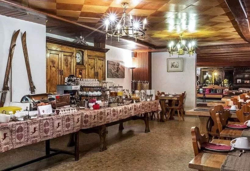 ホテル Les Cretes Blanches