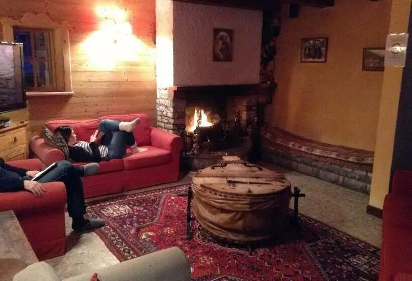 ホテル Les Cretes Blanches