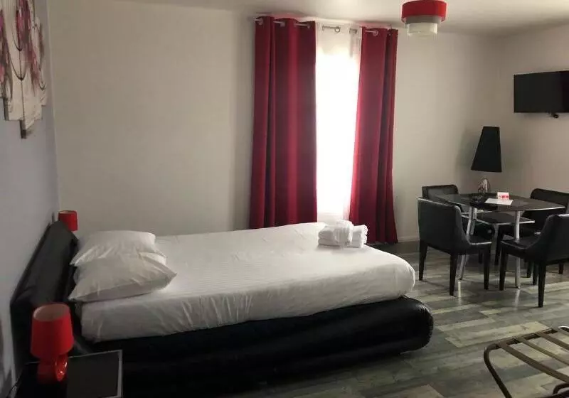 호텔 Logis Hôtel Du Cirque Troyes Centre Historique