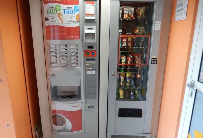 בית מלון כפרי Premiere Classe Biarritz