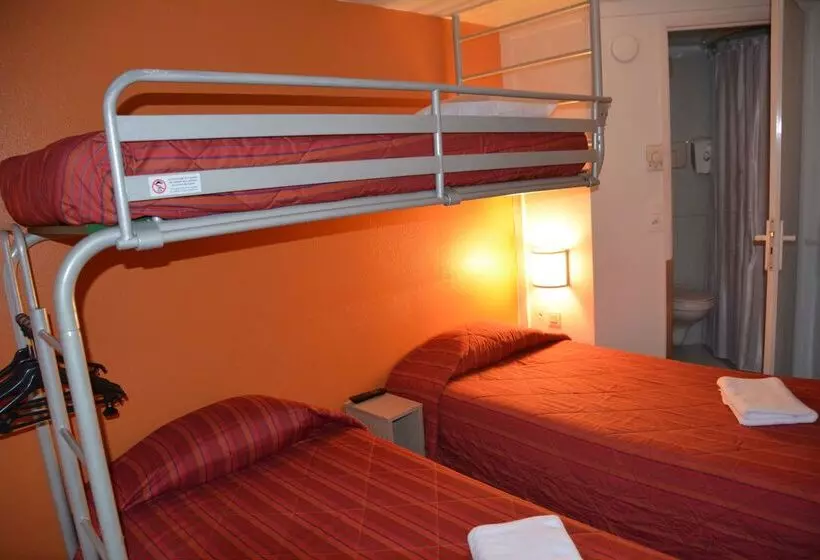 ホテル Premiere Classe Biarritz