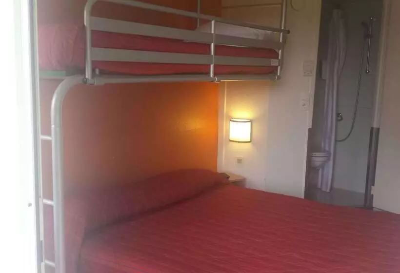 ホテル Premiere Classe Biarritz