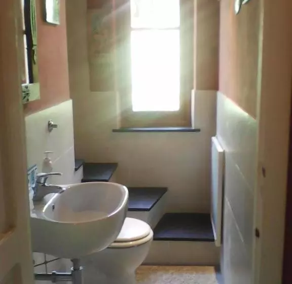 فندق B&b Rifugio Uscio