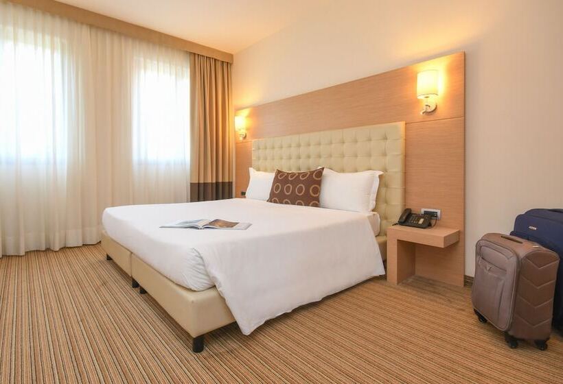 Th Lazise   Hotel Parchi Del Garda