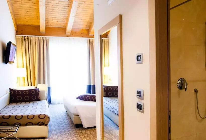 Th Lazise   Hotel Parchi Del Garda