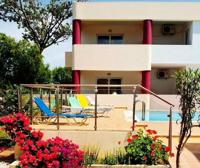 בית מלון כפרי Thodorou Village