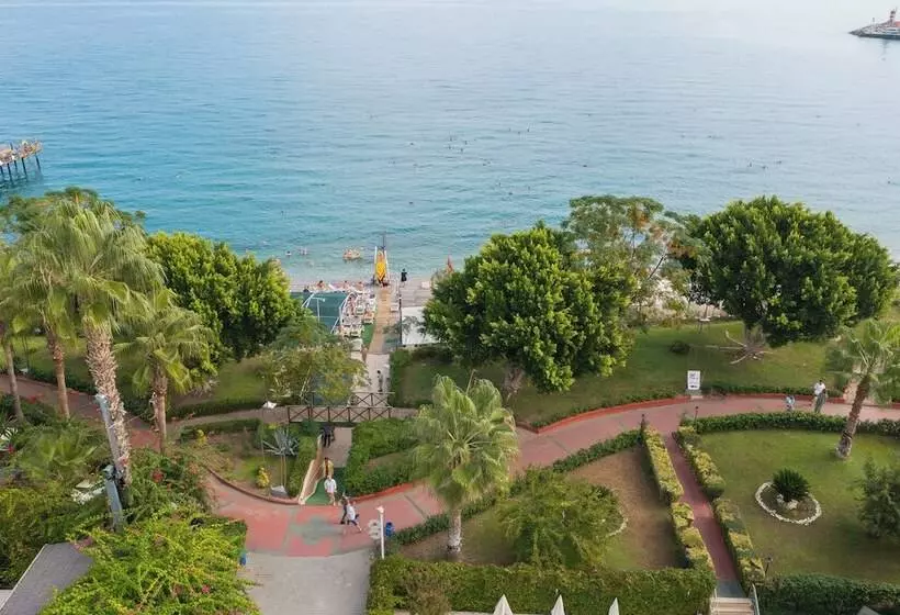 酒店 Viking Nona Beach