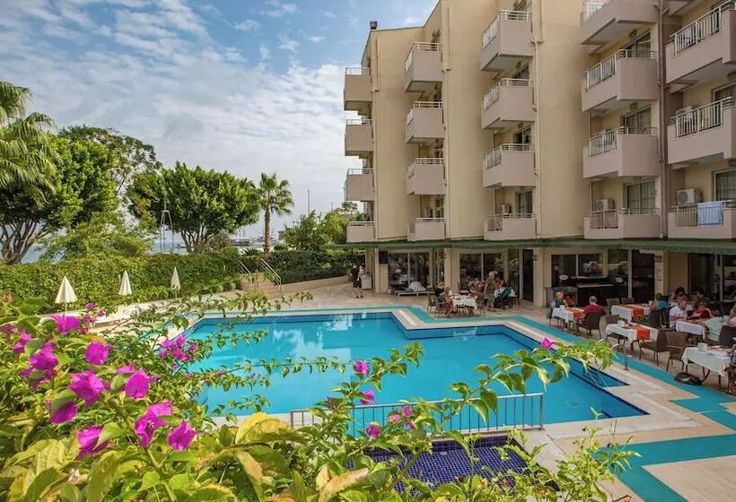 酒店 Viking Nona Beach