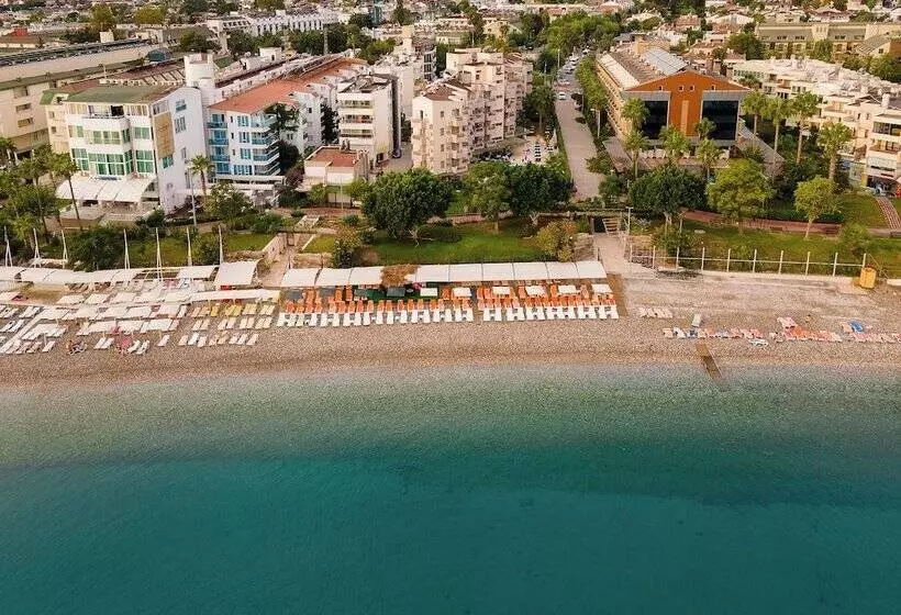 酒店 Viking Nona Beach