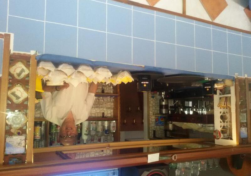 Отель Villa Athena