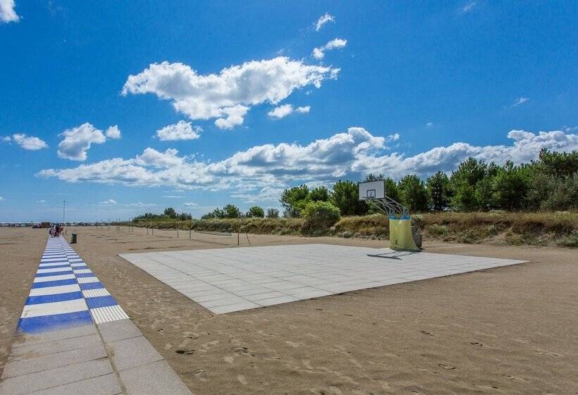 هتل Club Del Sole Marina Romea Easy Camping Village