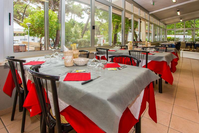 هتل Club Del Sole Marina Romea Easy Camping Village