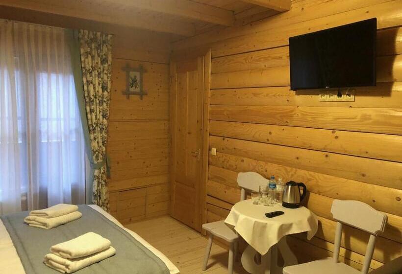 Hotel Villa Затишна