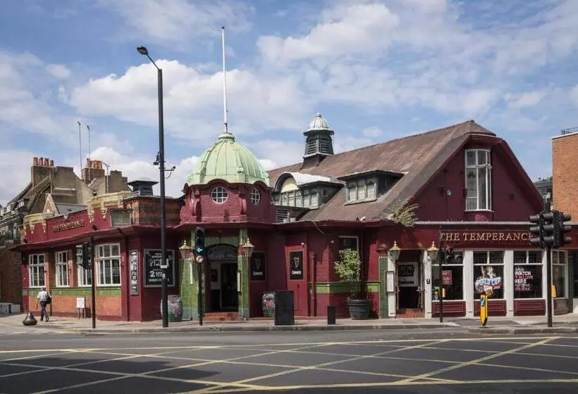 Hurlingham Bed And Breakfast