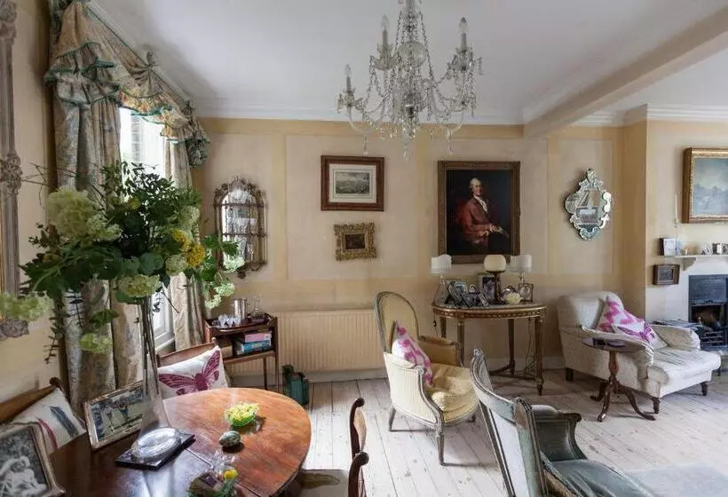 Hurlingham Bed And Breakfast