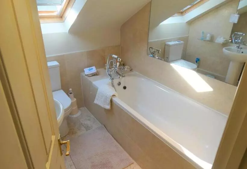 Hurlingham Bed And Breakfast