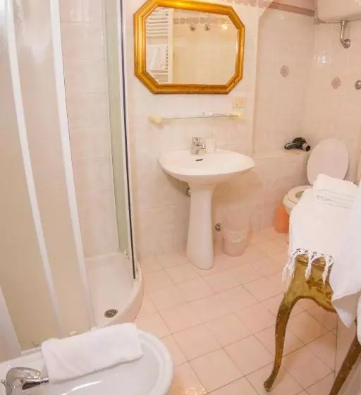 تختخواب و صبحانه Casa Pucci