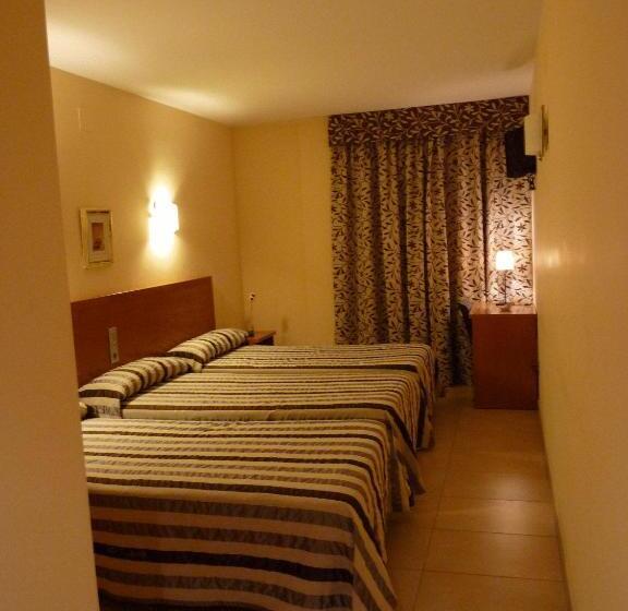 هتل Avenida El Morell