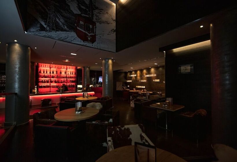 Avenue Lodge Hotel & Spa