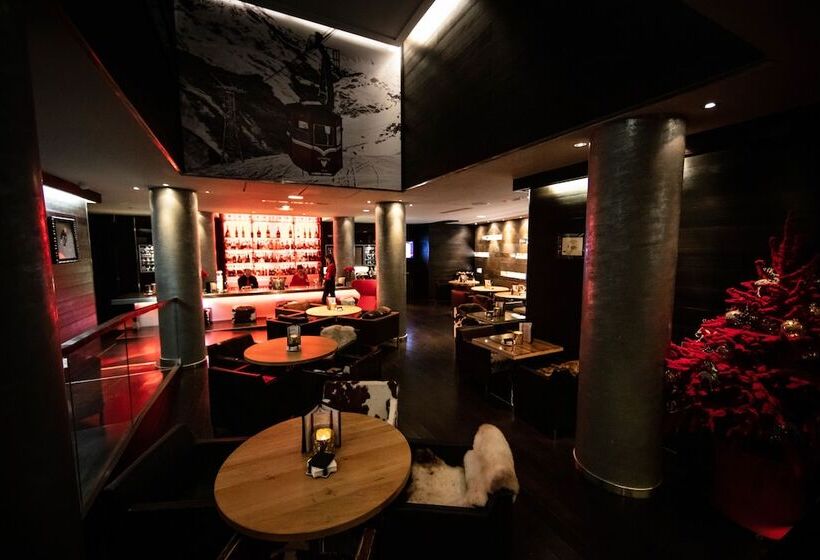 Avenue Lodge Hotel & Spa