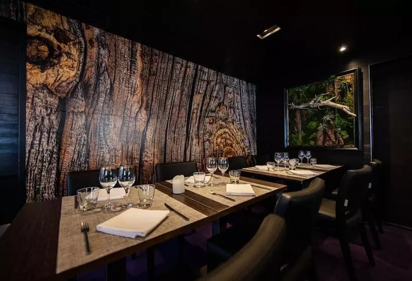 Avenue Lodge Hotel & Spa