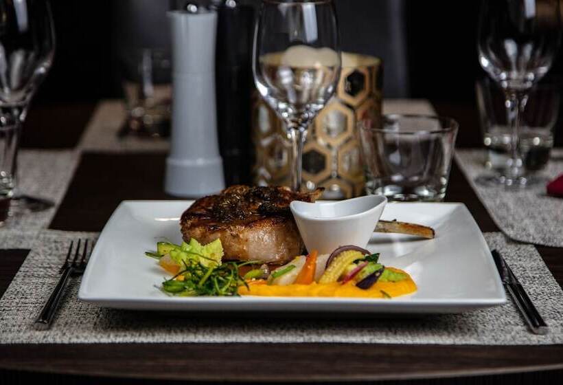 Avenue Lodge Hotel & Spa