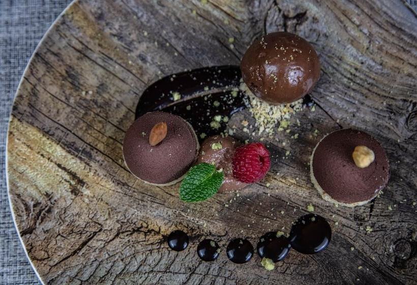 Avenue Lodge Hotel & Spa