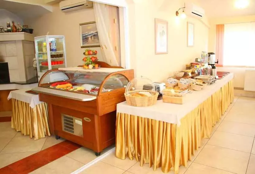 Отель Pansion Villa Bok