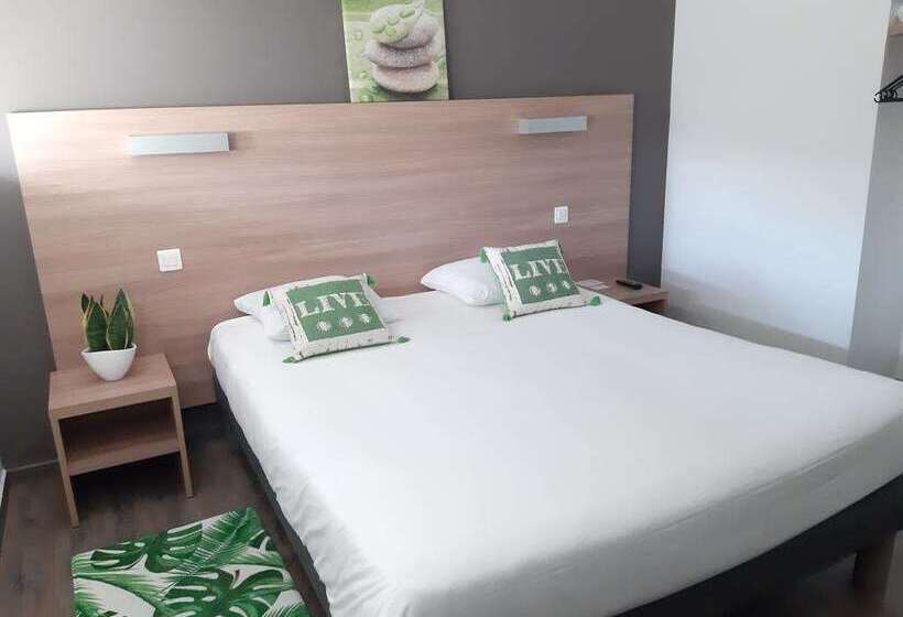 Brit Hotel Besancon L Horloge