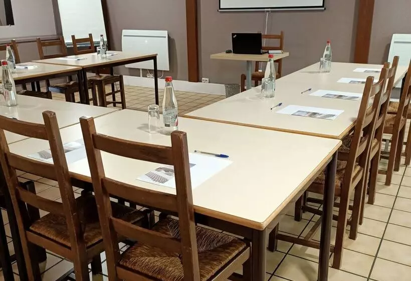 Brit Hotel Besancon L Horloge