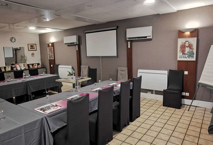 Brit Hotel Besancon L Horloge