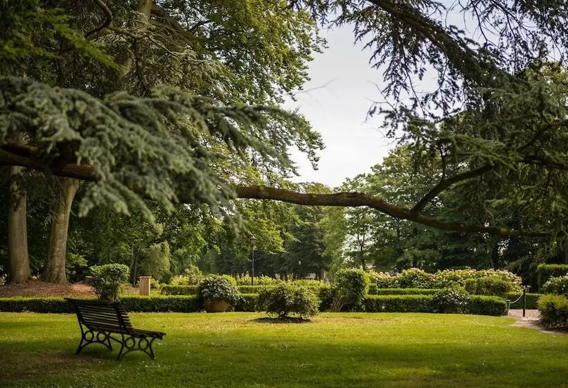 Отель Chateau De Sissi