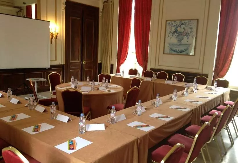 Отель Chateau De Sissi