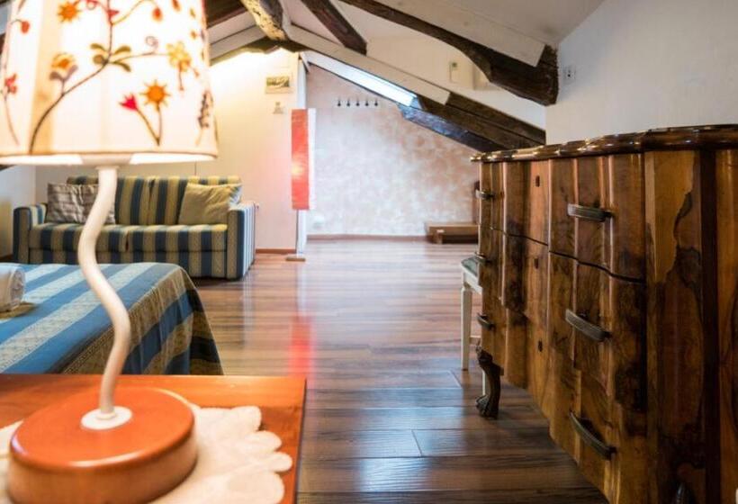 هتل Corte Canal Venice