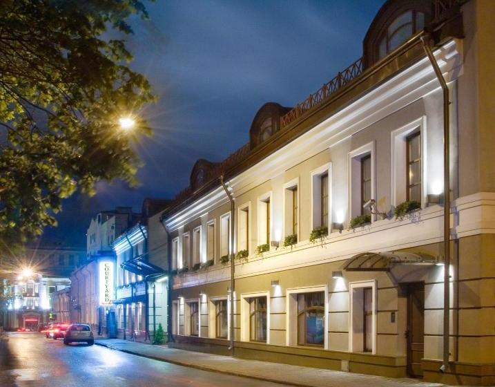 Отель Courtyard By Marriott Moscow City Center