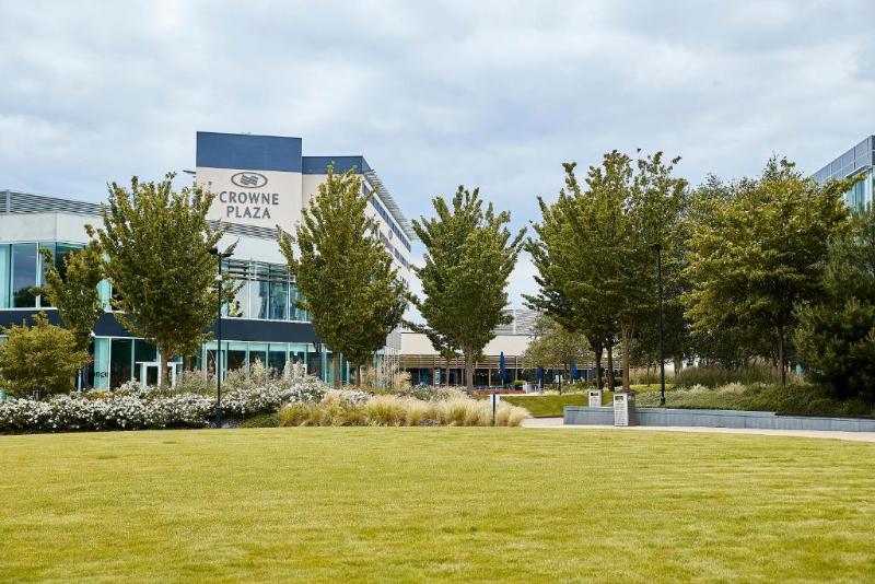 فندق Crowne Plaza Reading East
