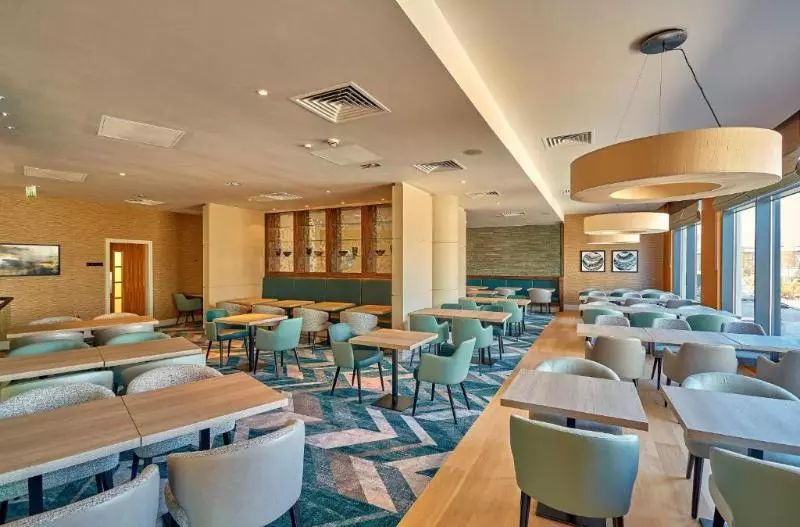 בית מלון כפרי Crowne Plaza Reading East