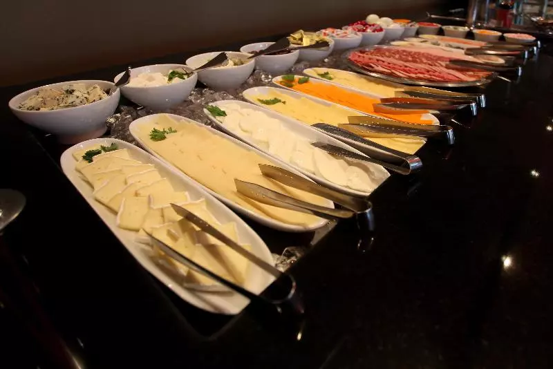 בית מלון כפרי Crowne Plaza Reading East